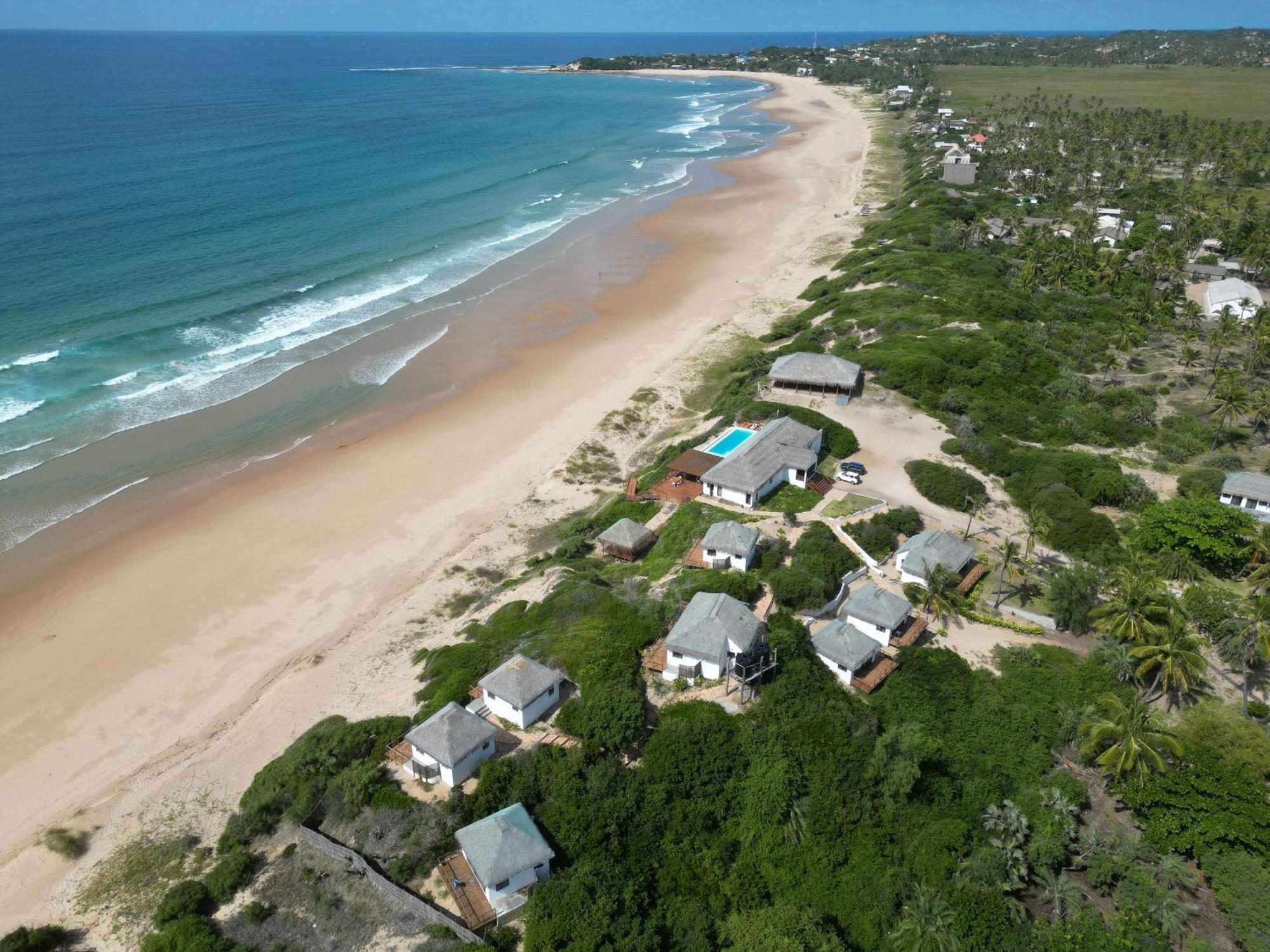 Kumba Lodge Praia do Praia do Tofo Kültér fotó